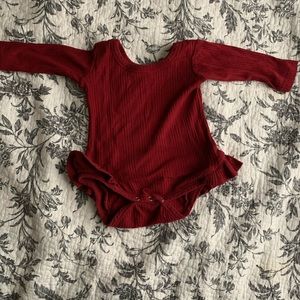 🌿Kate Quinn ruffle skirt bodysuit